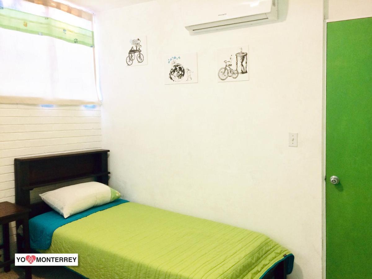 Departamento completo a pasos de Santa Lucia mty Monterrey Exterior foto